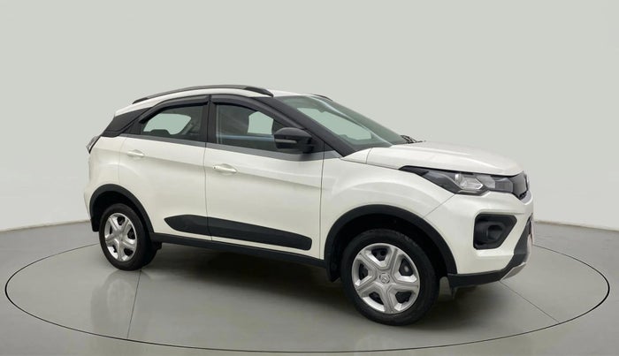 2020 Tata NEXON XZ PETROL, Petrol, Manual, 25,060 km, Right Front Diagonal