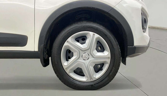 2020 Tata NEXON XZ PETROL, Petrol, Manual, 25,060 km, Right Front Wheel