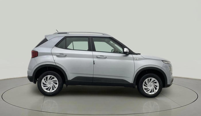 2022 Hyundai VENUE S 1.2, Petrol, Manual, 54,141 km, Right Side View