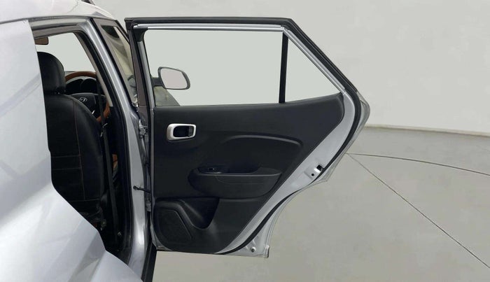 2022 Hyundai VENUE S 1.2, Petrol, Manual, 54,141 km, RHS Rear Door