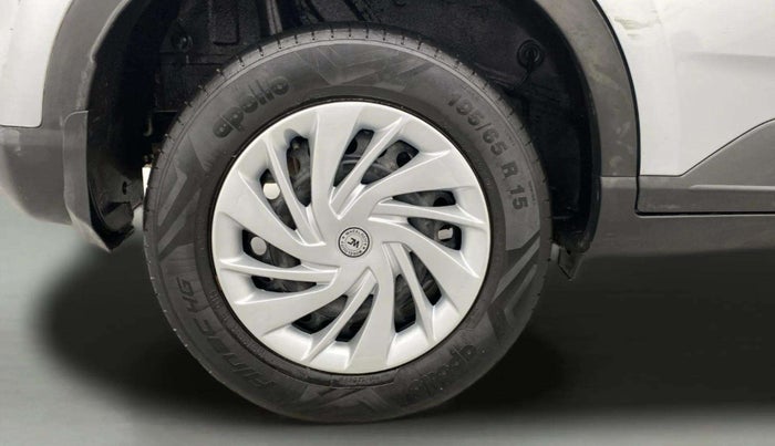 2022 Hyundai VENUE S 1.2, Petrol, Manual, 54,141 km, Right Rear Wheel