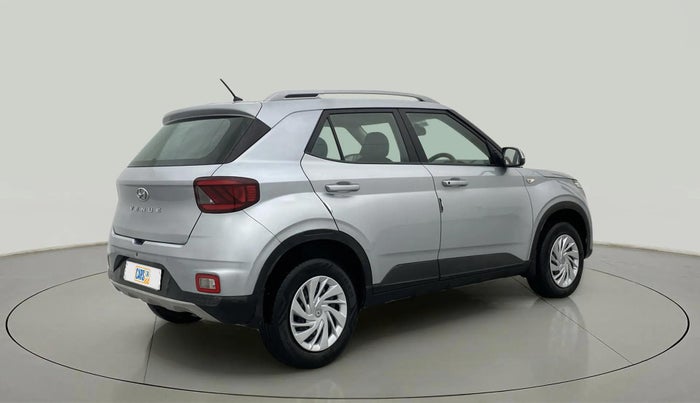 2022 Hyundai VENUE S 1.2, Petrol, Manual, 54,141 km, Right Back Diagonal