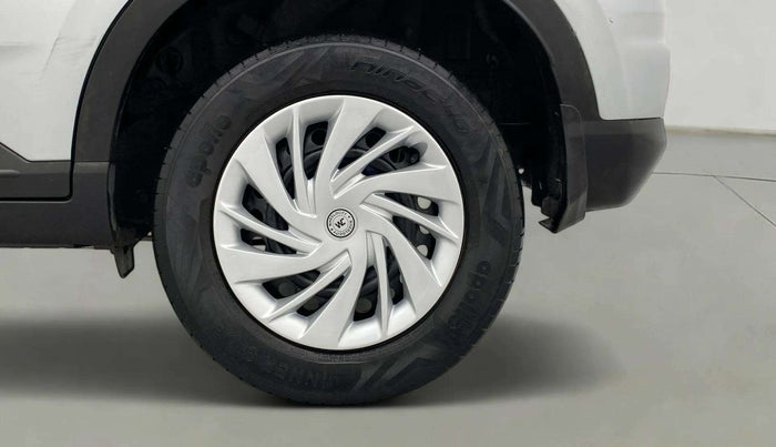 2022 Hyundai VENUE S 1.2, Petrol, Manual, 54,141 km, Left Rear Wheel