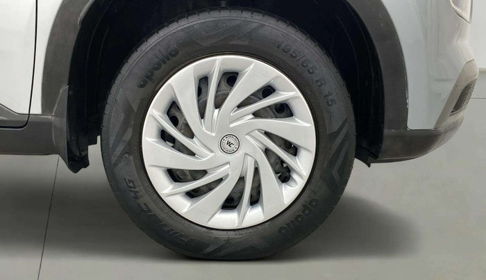 2022 Hyundai VENUE S 1.2, Petrol, Manual, 54,141 km, Right Front Wheel