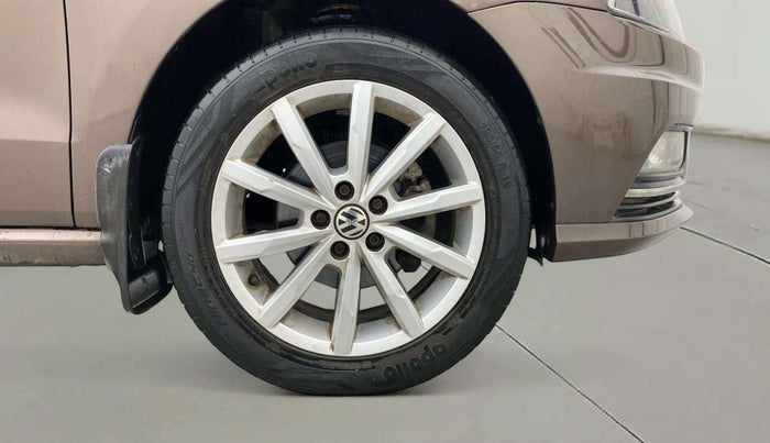 2018 Volkswagen Ameo HIGHLINE PLUS 1.5L AT 16 ALLOY, Diesel, Automatic, 26,134 km, Right Front Wheel