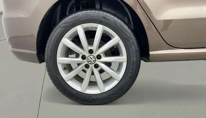 2018 Volkswagen Ameo HIGHLINE PLUS 1.5L AT 16 ALLOY, Diesel, Automatic, 26,134 km, Right Rear Wheel
