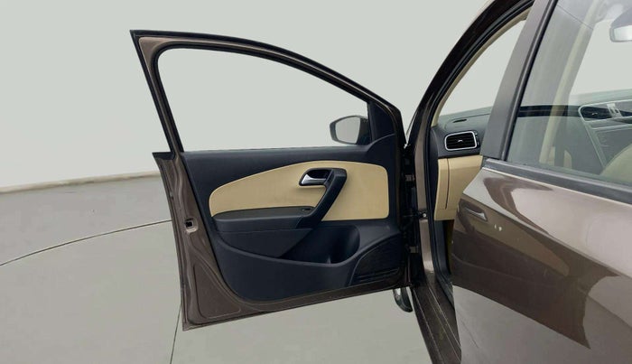 2018 Volkswagen Ameo HIGHLINE PLUS 1.5L AT 16 ALLOY, Diesel, Automatic, 26,134 km, LHS Front Door