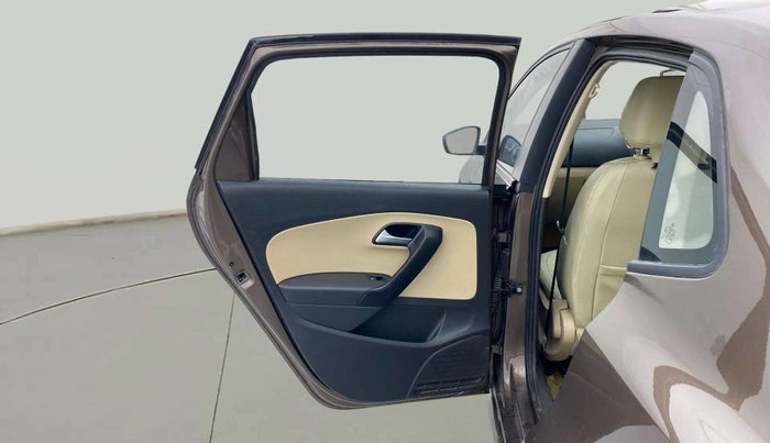 2018 Volkswagen Ameo HIGHLINE PLUS 1.5L AT 16 ALLOY, Diesel, Automatic, 26,134 km, LHS Rear Door