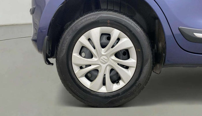 2020 Maruti Swift VXI, Petrol, Manual, 45,808 km, Right Rear Wheel