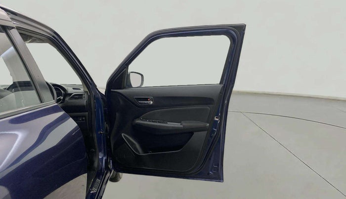 2020 Maruti Swift VXI, Petrol, Manual, 45,808 km, RHS Front Door