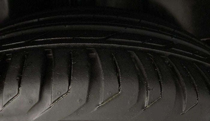 2019 Jeep Compass LIMITED PLUS PETROL AT, Petrol, Automatic, 73,437 km, Left Rear Tyre Tread