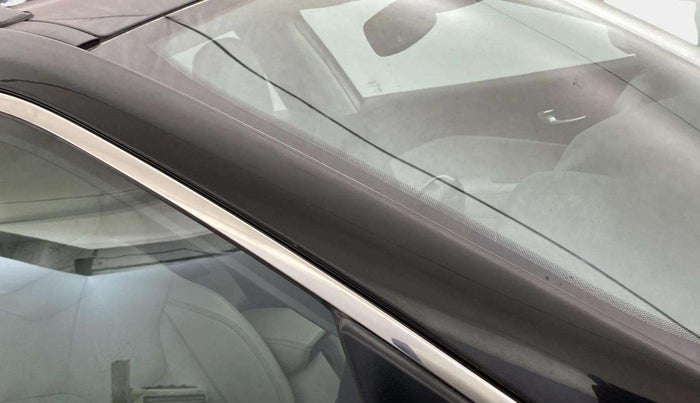 2019 Jeep Compass LIMITED PLUS PETROL AT, Petrol, Automatic, 73,437 km, Right A pillar - Slightly dented