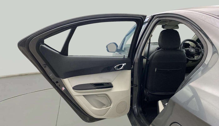 2022 Tata TIGOR XZ PLUS CNG, CNG, Manual, 76,952 km, LHS Rear Door
