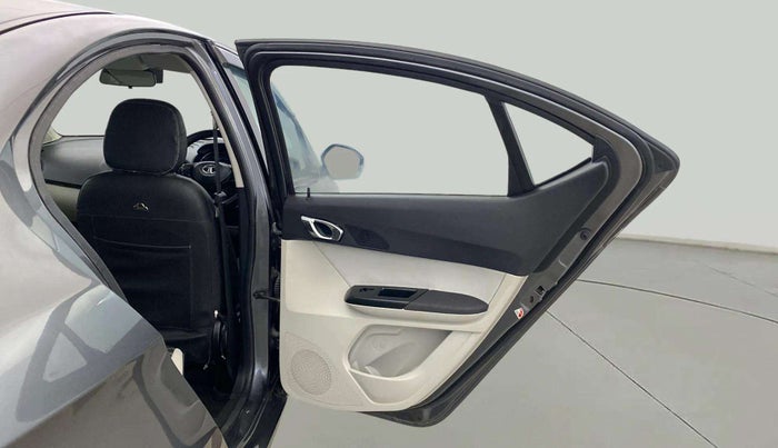 2022 Tata TIGOR XZ PLUS CNG, CNG, Manual, 76,952 km, RHS Rear Door