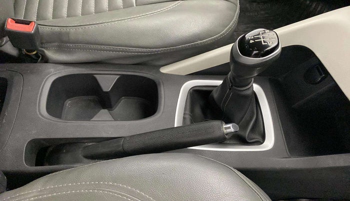2021 Nissan MAGNITE XL, Petrol, Manual, 8,742 km, Gear Lever