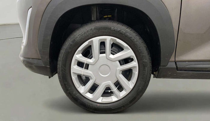 2021 Nissan MAGNITE XL, Petrol, Manual, 8,742 km, Left Front Wheel