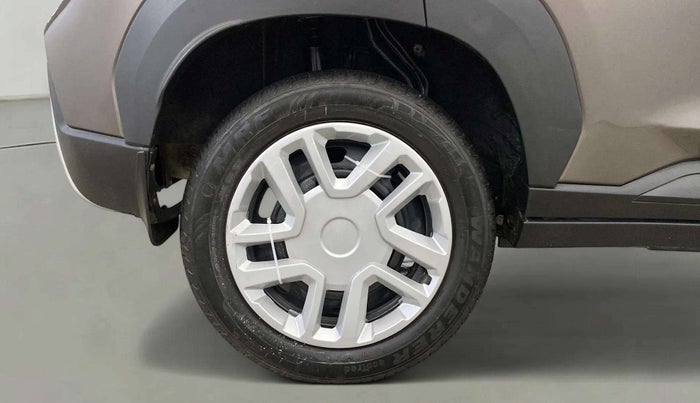 2021 Nissan MAGNITE XL, Petrol, Manual, 8,742 km, Right Rear Wheel