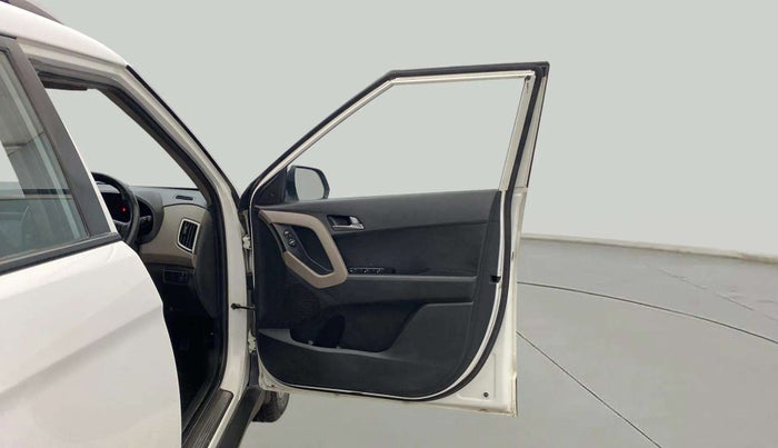 2016 Hyundai Creta SX PLUS AT 1.6 PETROL, Petrol, Automatic, 82,798 km, RHS Front Door