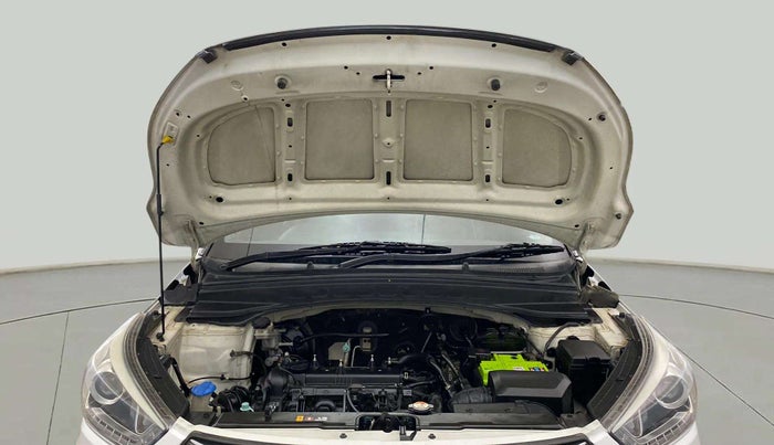 2016 Hyundai Creta SX PLUS AT 1.6 PETROL, Petrol, Automatic, 82,798 km, Open Bonet