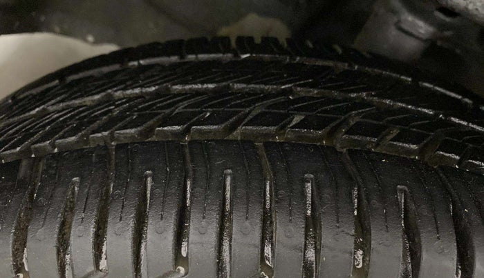 2014 Maruti Wagon R 1.0 VXI, Petrol, Manual, 40,060 km, Left Front Tyre Tread