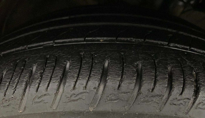 2020 Hyundai VENUE SX PLUS 1.0 TURBO DCT, Petrol, Automatic, 59,420 km, Left Front Tyre Tread