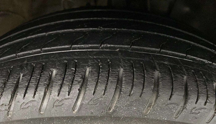 2020 Hyundai VENUE SX PLUS 1.0 TURBO DCT, Petrol, Automatic, 59,420 km, Right Front Tyre Tread