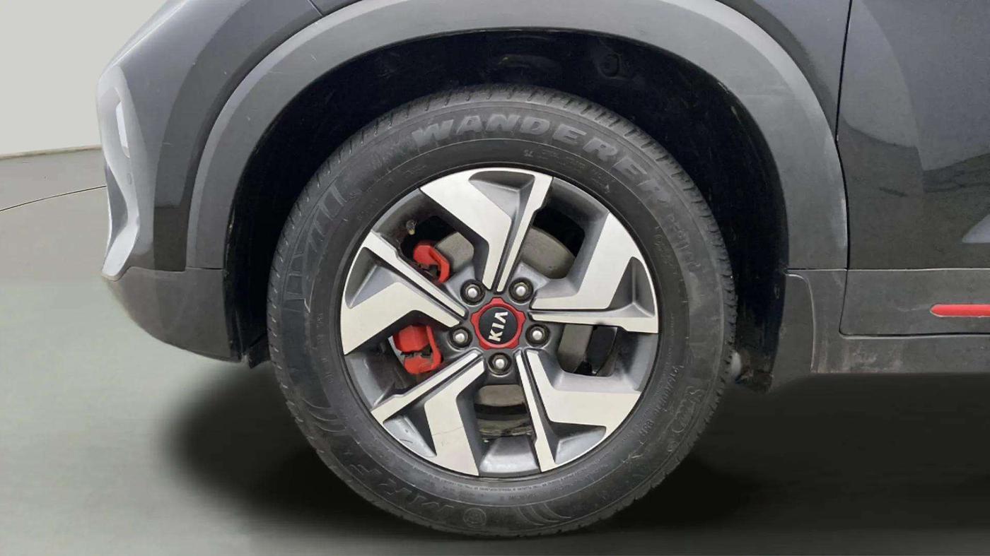 2020 KIA SONET GTX PLUS 1.5, Diesel, Manual, 48,478 km, Left Front Wheel