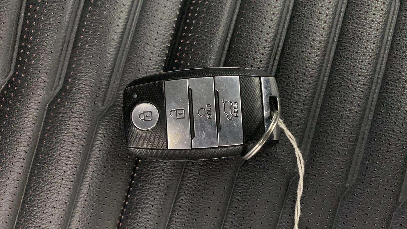 2020 KIA SONET GTX PLUS 1.5, Diesel, Manual, 48,478 km, Key Close Up