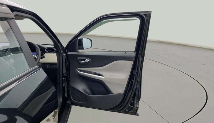 2023 Nissan MAGNITE XL, Petrol, Manual, 19,210 km, RHS Front Door