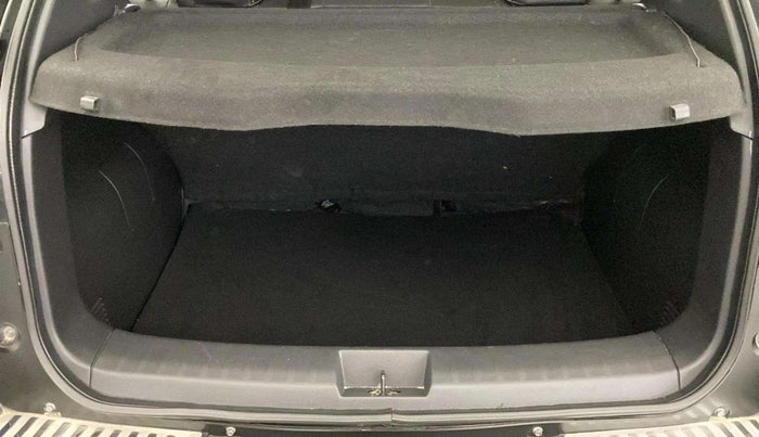 2023 Nissan MAGNITE XL, Petrol, Manual, 19,210 km, Boot Inside