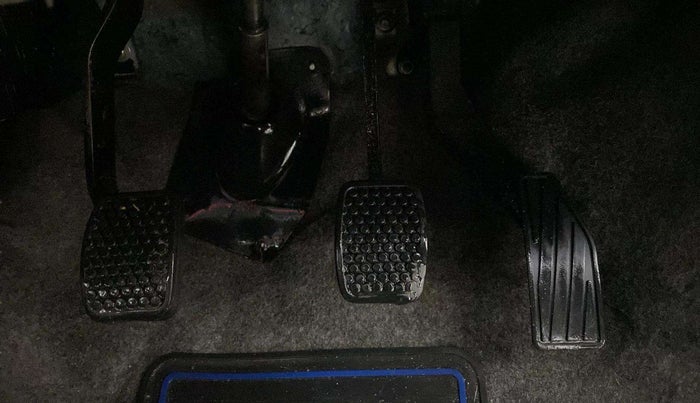 2017 Maruti Alto 800 LXI, CNG, Manual, 68,368 km, Pedals