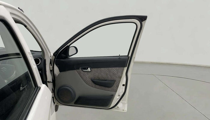 2017 Maruti Alto 800 LXI, CNG, Manual, 68,368 km, RHS Front Door