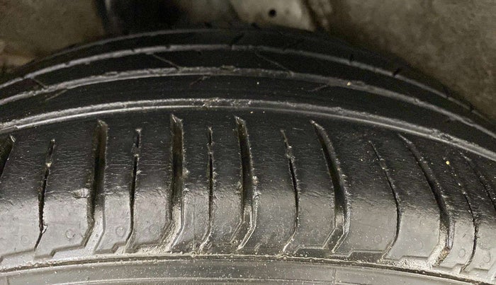 2021 Hyundai VENUE SX 1.0 TURBO IMT, Petrol, Manual, 24,590 km, Right Rear Tyre Tread