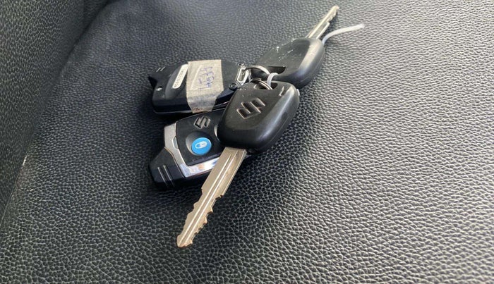 2022 Maruti Alto LXI O, Petrol, Manual, 8,664 km, Key Close Up