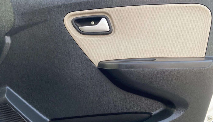 2022 Maruti Alto LXI O, Petrol, Manual, 8,664 km, Driver Side Door Panels Control