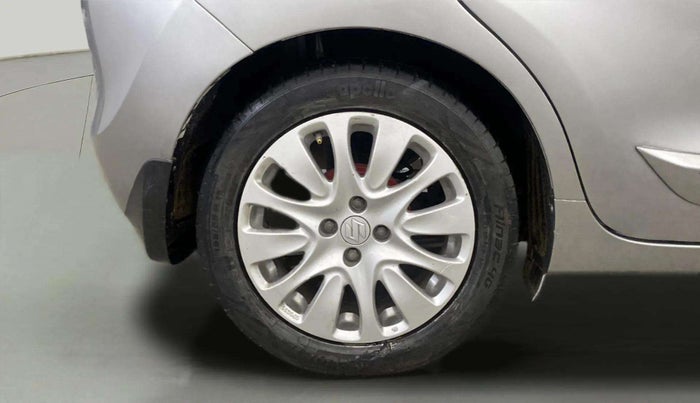 2016 Maruti Baleno ZETA PETROL 1.2, CNG, Manual, 53,869 km, Right Rear Wheel