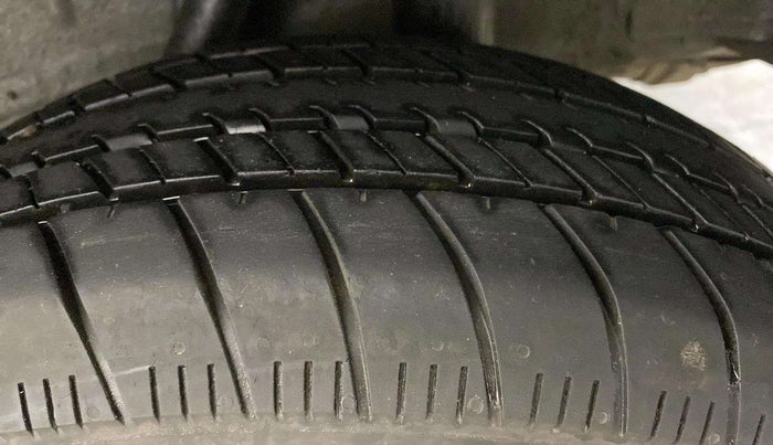 2022 Honda Amaze 1.2L I-VTEC S, Petrol, Manual, 11,341 km, Left Rear Tyre Tread