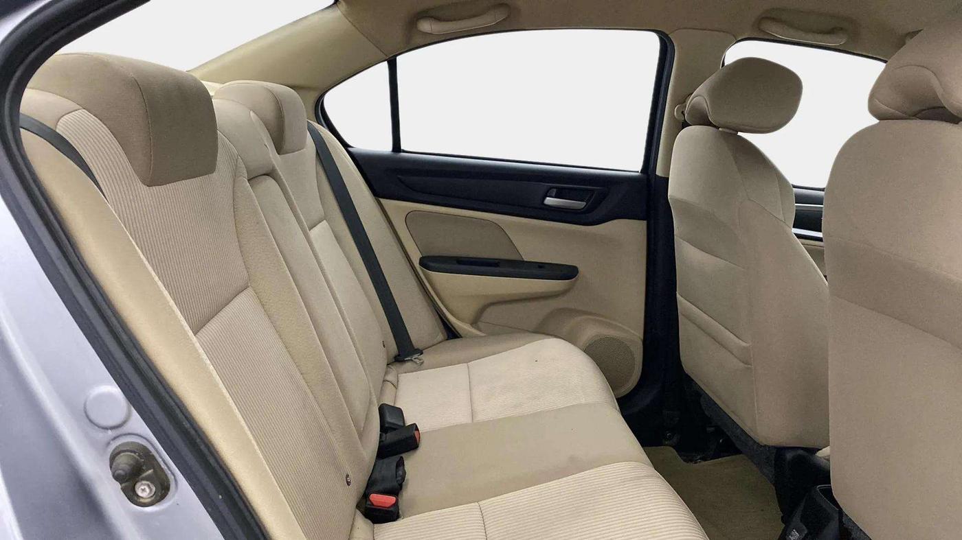 2022 Honda Amaze 1.2L I-VTEC S, Petrol, Manual, 11,679 km, Right Side Rear Door Cabin