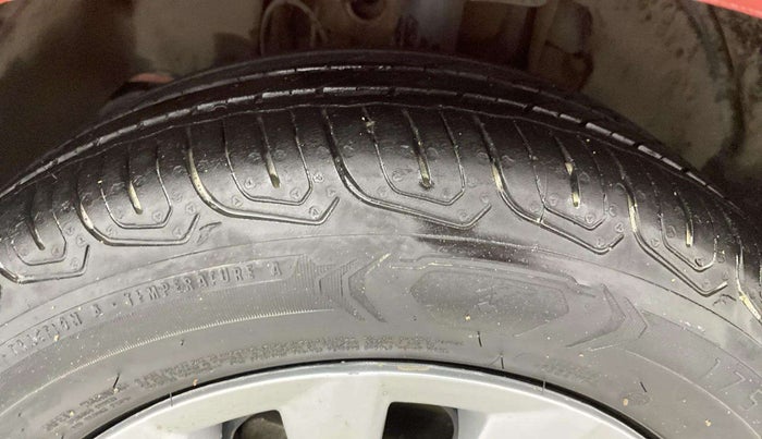 2021 Tata Tiago XT PETROL, Petrol, Manual, 60,072 km, Left Front Tyre Tread