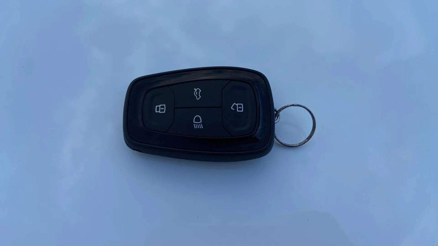 2023 Tata TIAGO NRG XZ AMT, Petrol, Automatic, 10,435 km, Key Close Up