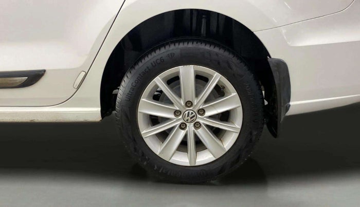 2017 Volkswagen Vento HIGHLINE PETROL AT, Petrol, Automatic, 84,445 km, Left Rear Wheel
