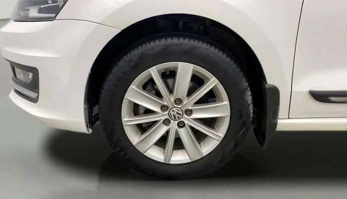 2017 Volkswagen Vento HIGHLINE PETROL AT, Petrol, Automatic, 84,445 km, Left Front Wheel
