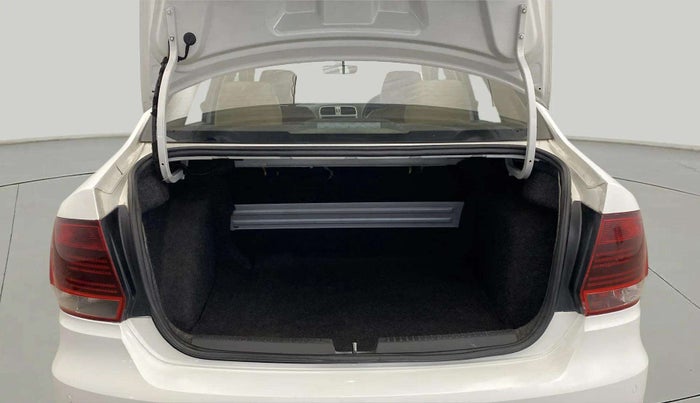 2017 Volkswagen Vento HIGHLINE PETROL AT, Petrol, Automatic, 84,445 km, Boot Open Zoomed View