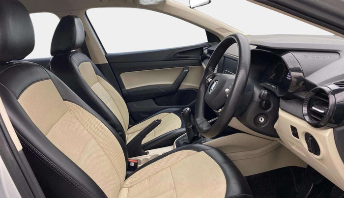 2022 Skoda SLAVIA ACTIVE 1.0L TSI MT, Petrol, Manual, 66,758 km, Right Side Front Door Cabin