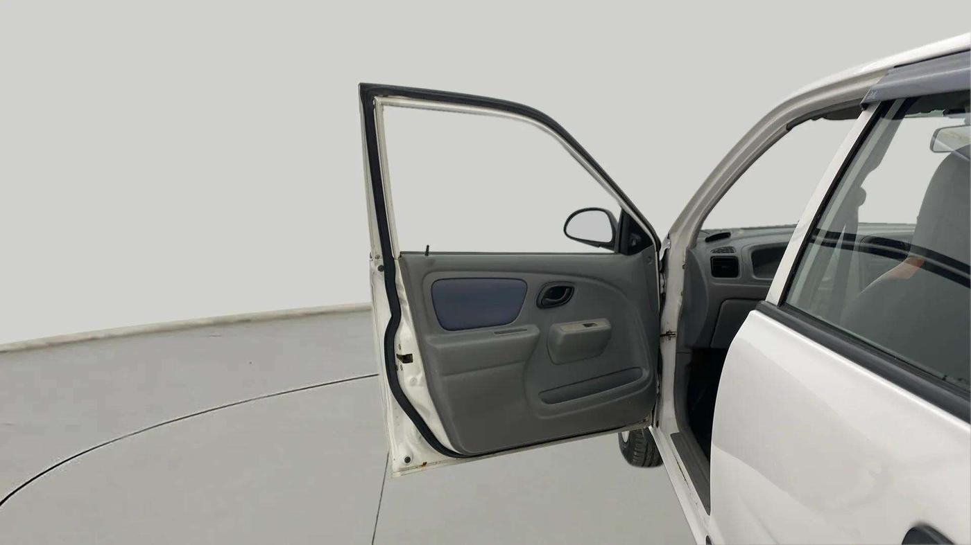 2014 Maruti Alto K10 VXI, CNG, Manual, 75,423 km, LHS Front Door
