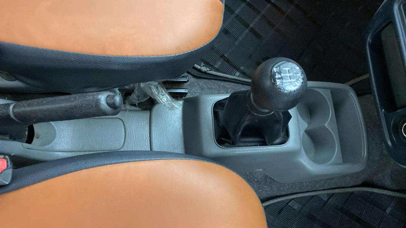 2014 Maruti Alto K10 VXI, CNG, Manual, 75,423 km, Gear Lever