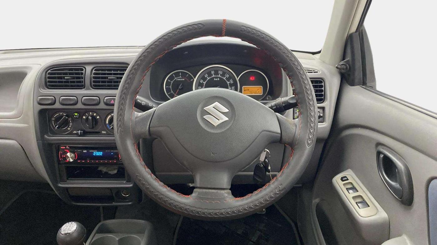 2014 Maruti Alto K10 VXI, CNG, Manual, 75,423 km, Steering Wheel Close Up