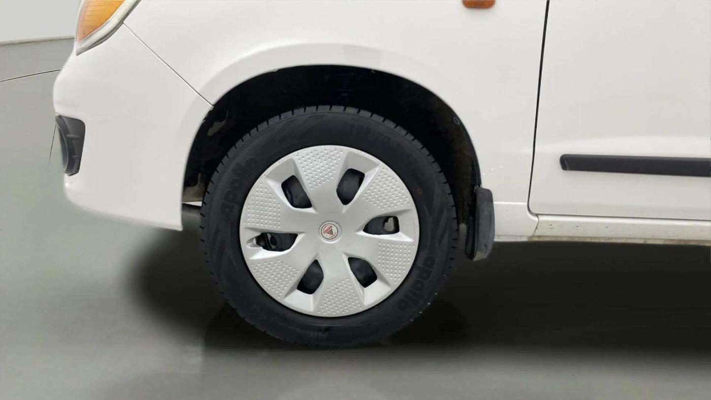 2014 Maruti Alto K10 VXI, CNG, Manual, 75,423 km, Left Front Wheel