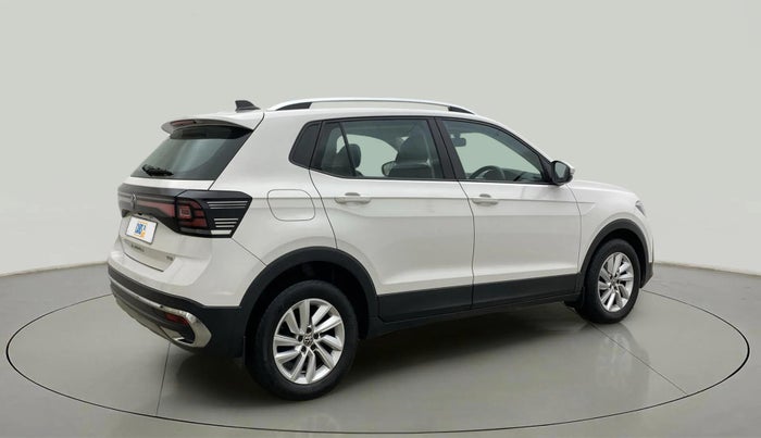 2022 Volkswagen TAIGUN HIGHLINE 1.0 TSI AT, Petrol, Automatic, 30,490 km, Right Back Diagonal