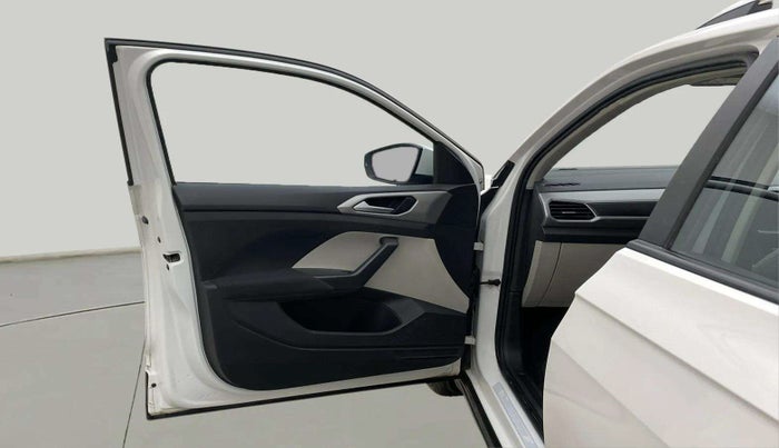 2022 Volkswagen TAIGUN HIGHLINE 1.0 TSI AT, Petrol, Automatic, 30,490 km, LHS Front Door